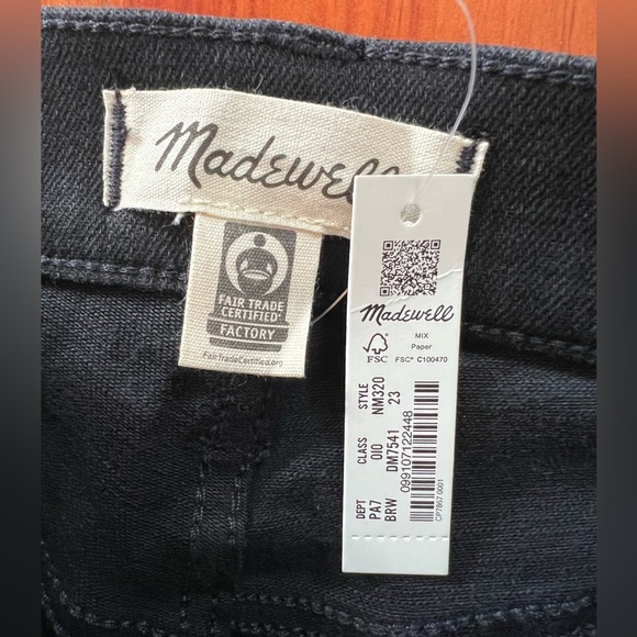 NWT Madewell Kick Out Crop Jeans - Black - 23 - Picture 9 of 10